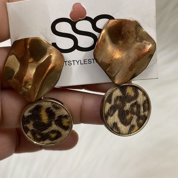 Party statement earrings - Picture 12 of 13